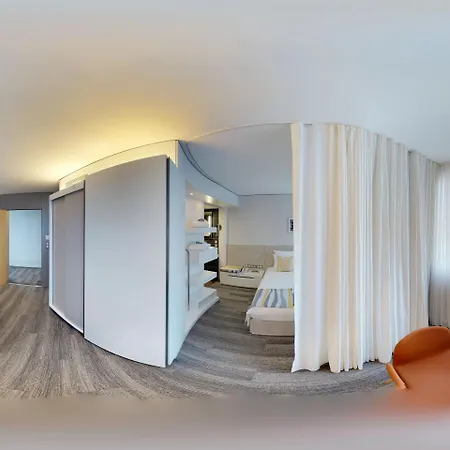 Novotel