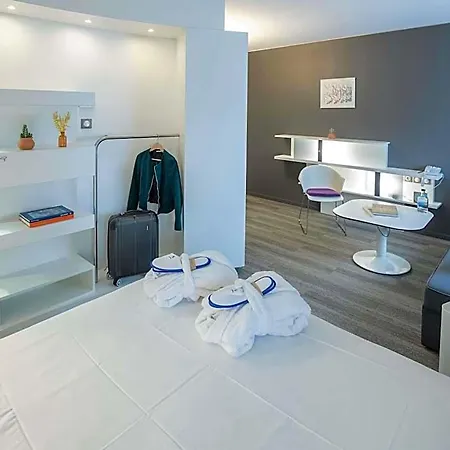 Novotel 4*
